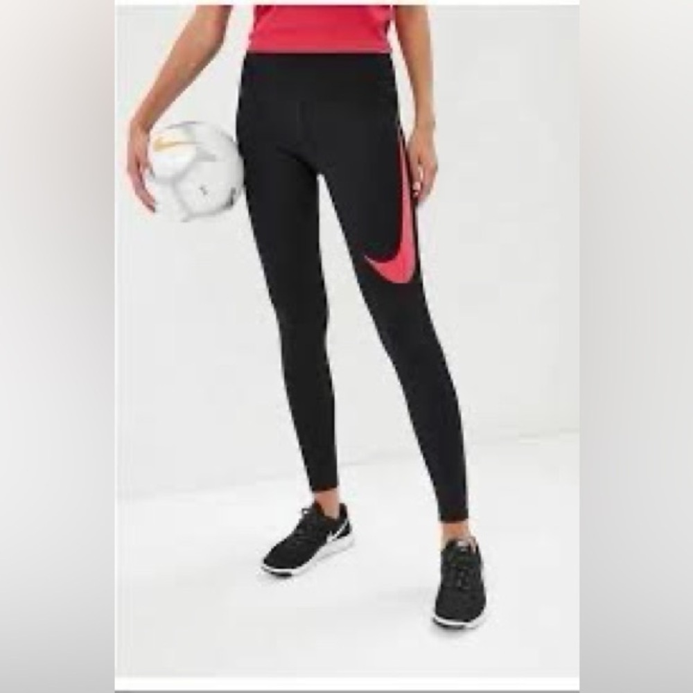 Nike Swoosh Power Essential Running Tights